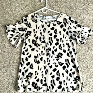 Tickled Teal Women’s blouse